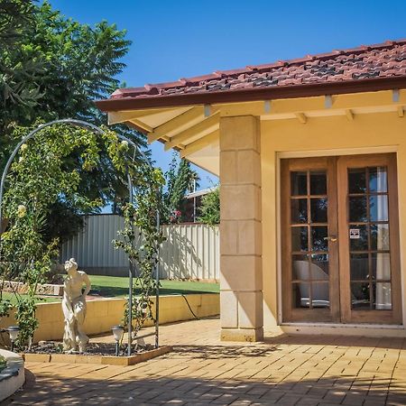 Armadale Cottage Bed & Breakfast Redcliffe Εξωτερικό φωτογραφία